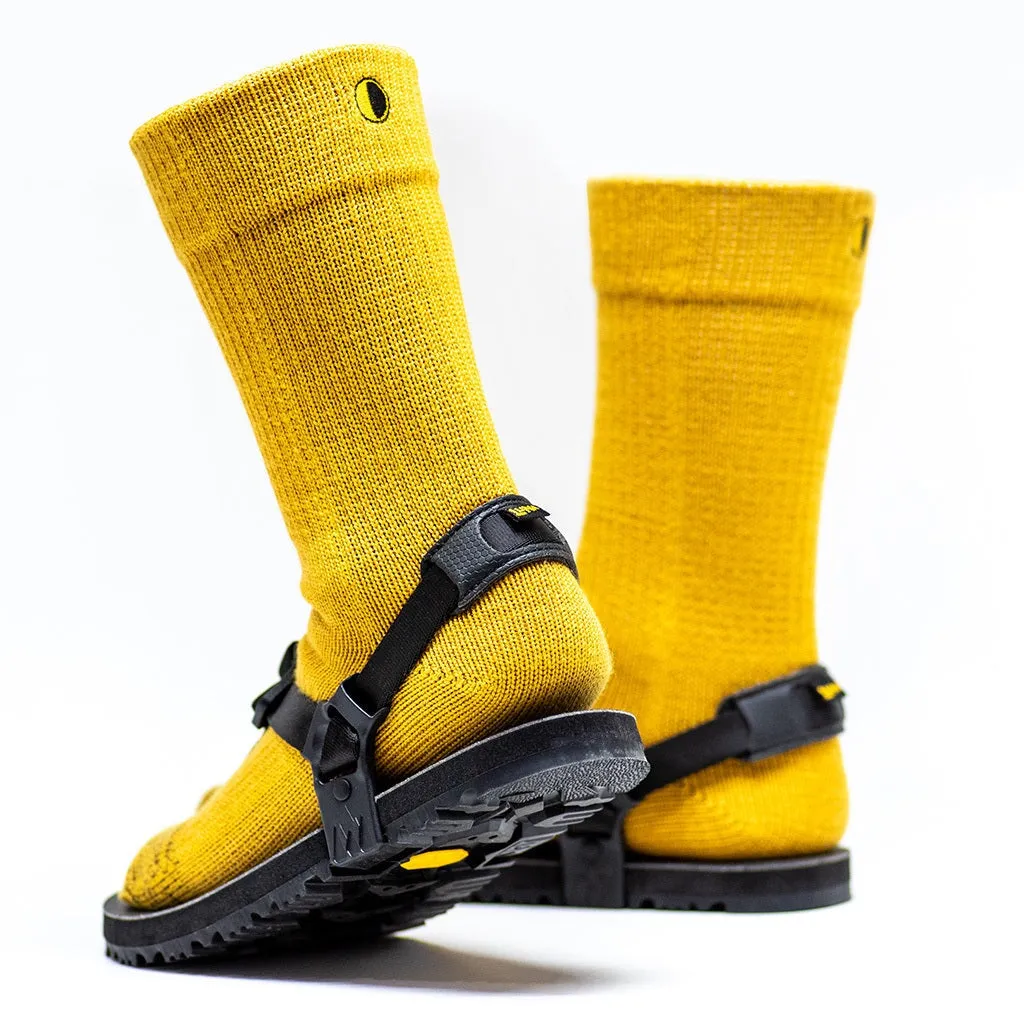 Fluffy YUBI Tabi Socks