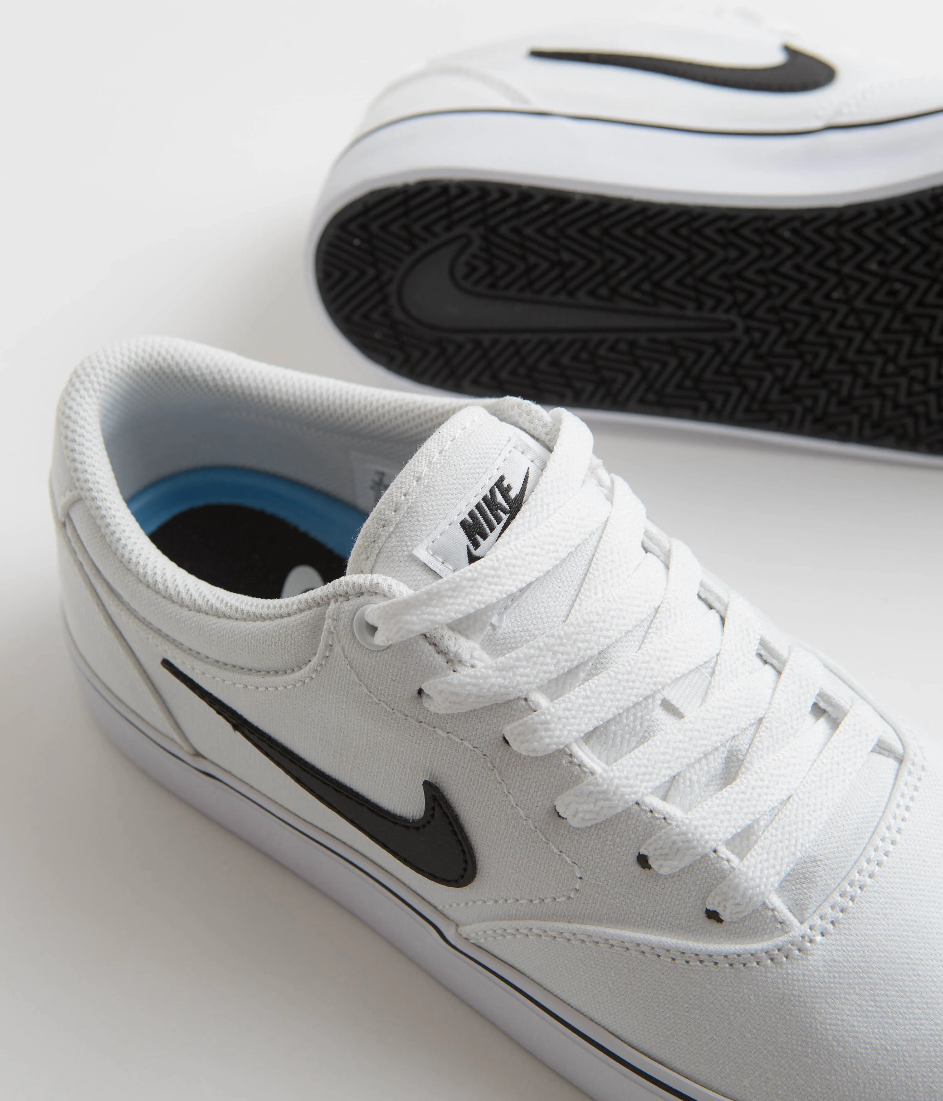 Nike SB Chron 2 Canvas Shoes - White / Black - White
