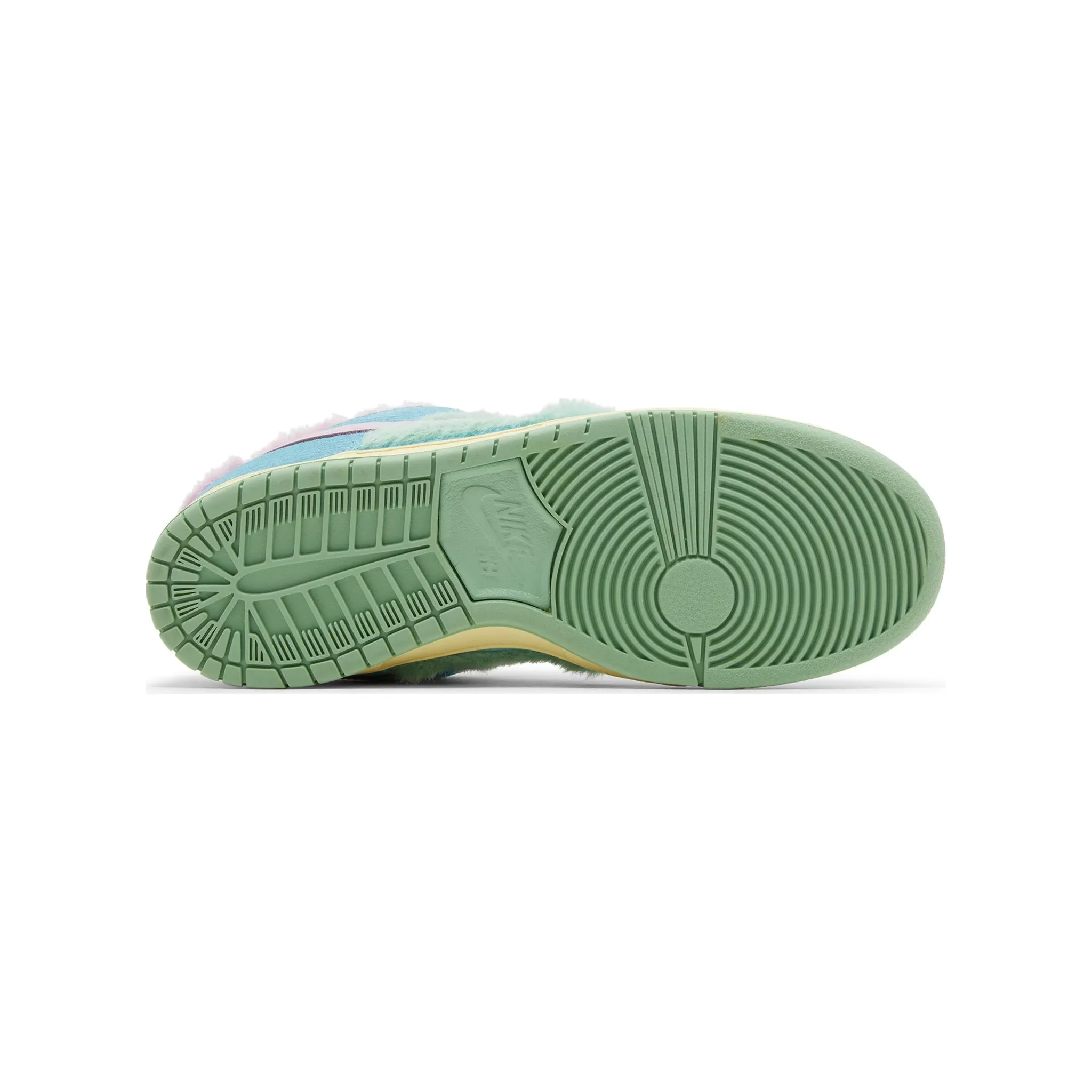Nike SB Dunk Low Verdy Visty