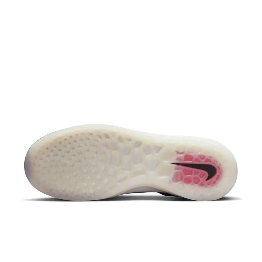 Nike SB Nyjah 3 Black White Black Summit White