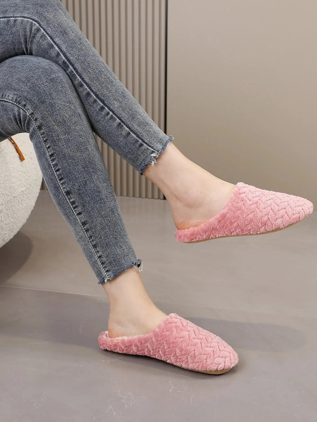 SHEIN Cable Textured Fluffy Bedroom Slippers