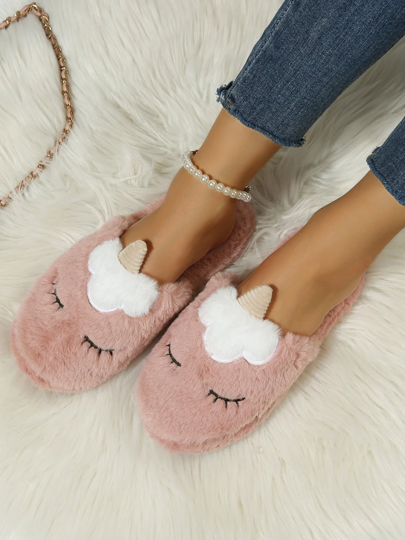 SHEIN Cartoon Unicorn Design Fluffy Novelty Slippers
