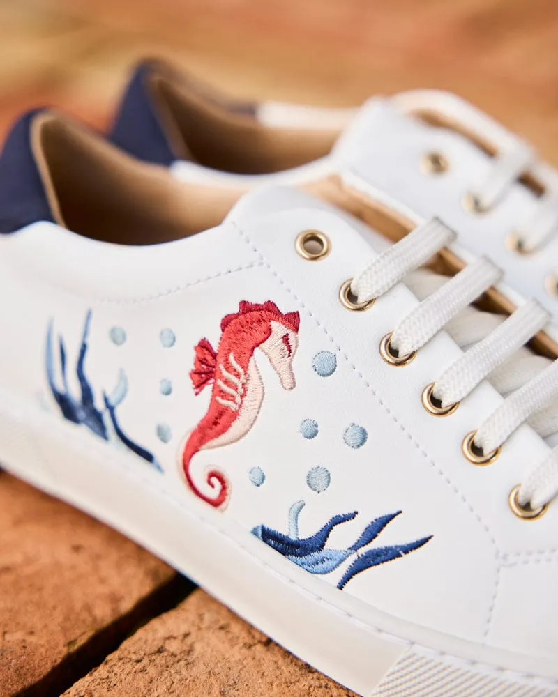 Virevolte Recycled Grain Leather Vegan Sneakers | Seahorse